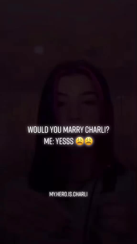 @Charli is my idol👑