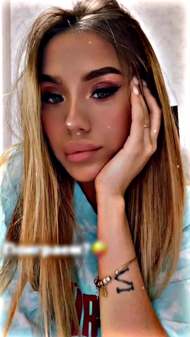 @𝖒𝖞 𝖚𝖓𝖎𝖛𝖊𝖗𝖘𝖊❤️🫐