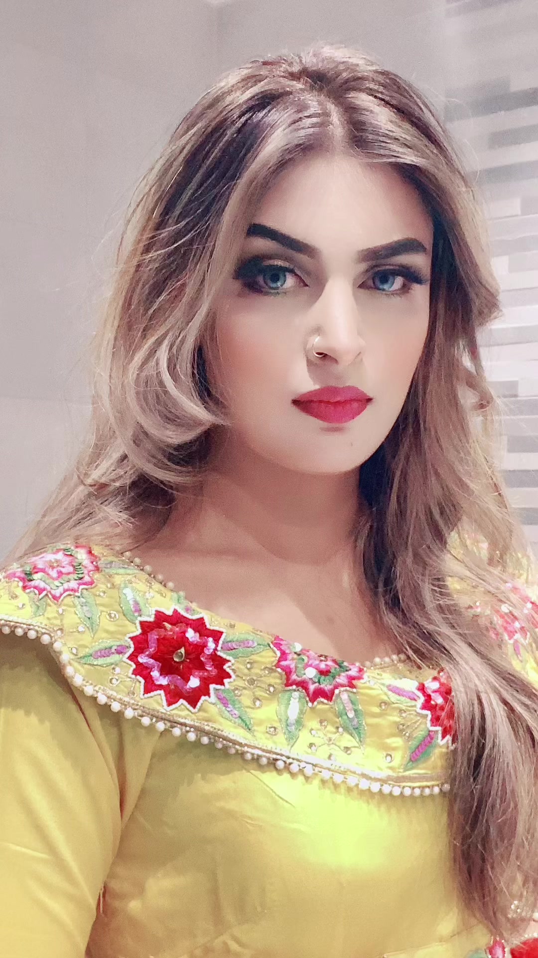 @JasleenXBeauty