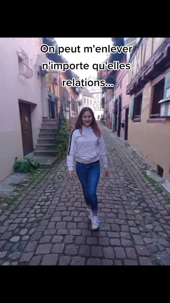@Laurie Elsa
