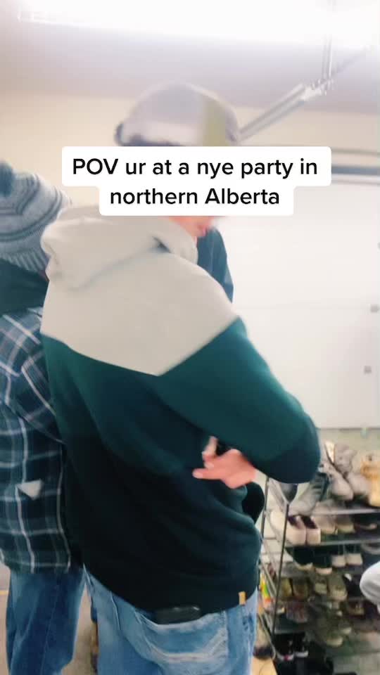 @Tay