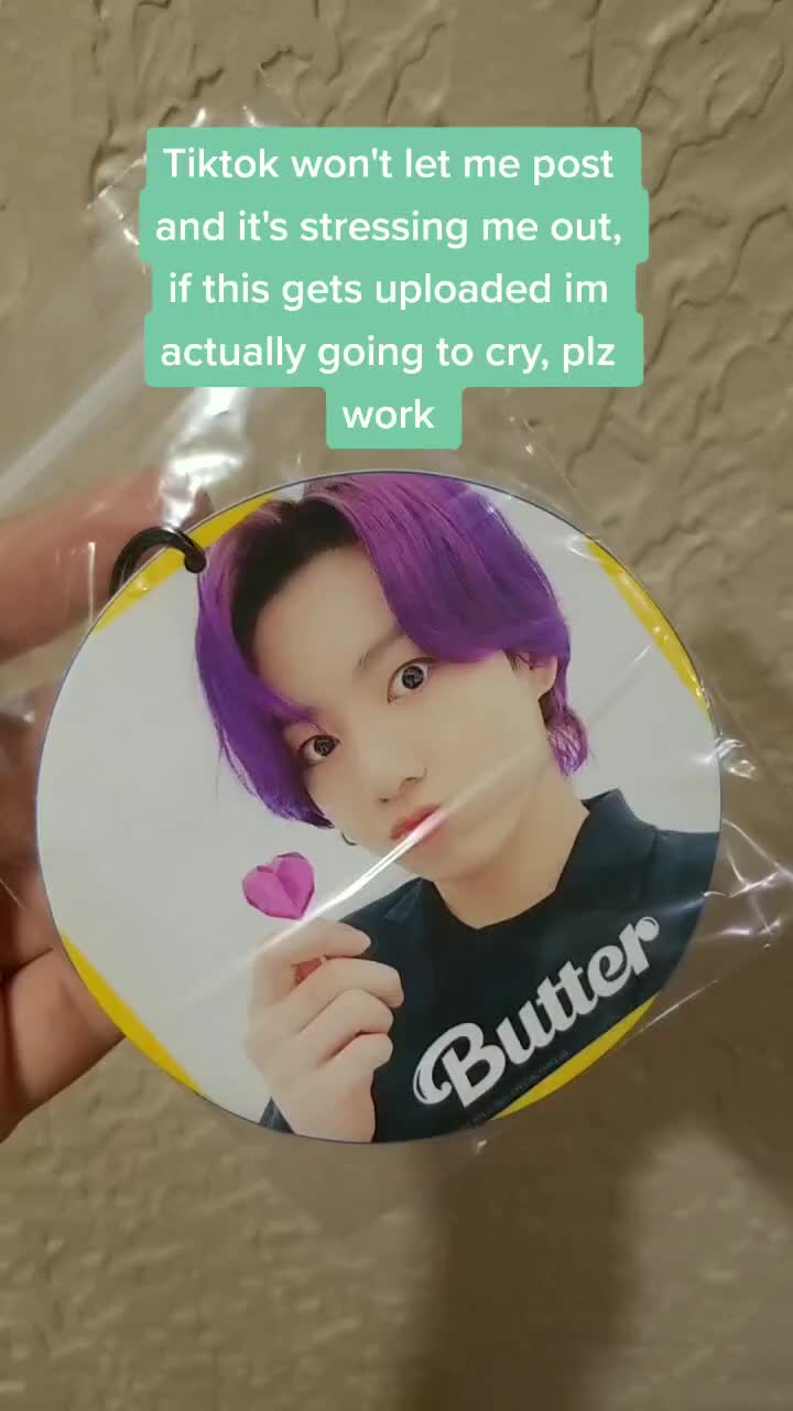 @Elly