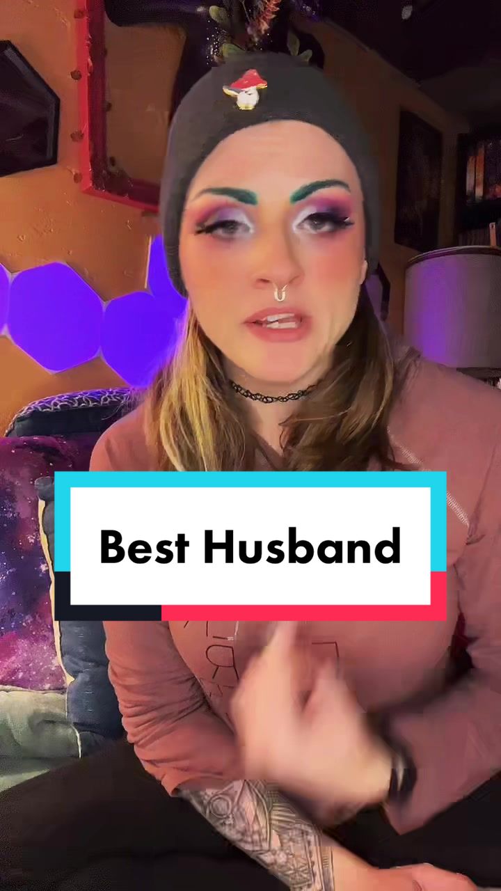 @TheButtonLady