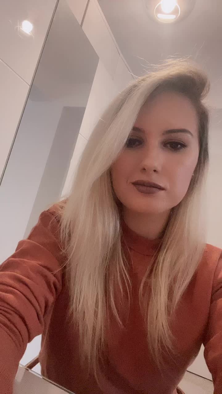 @Marina Adriana