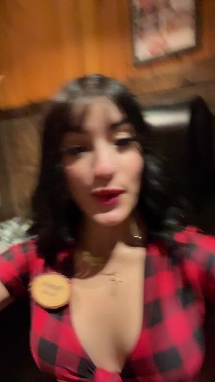 @🖤