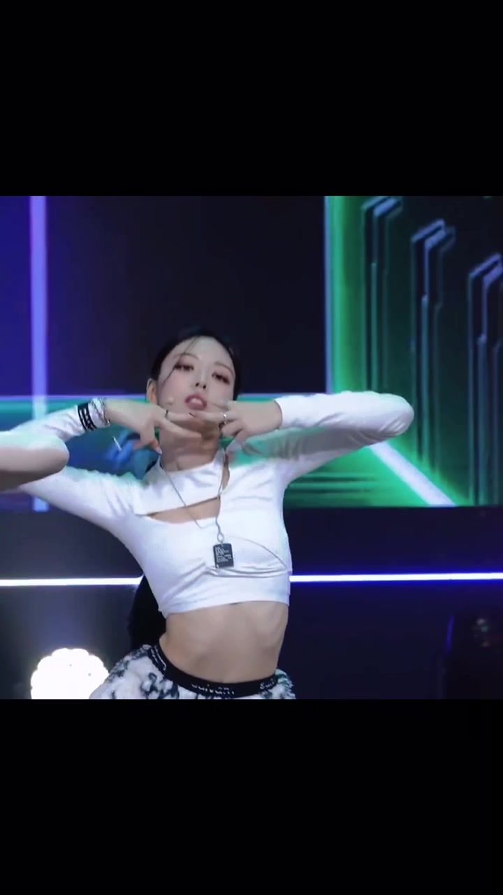 @chayxkpop