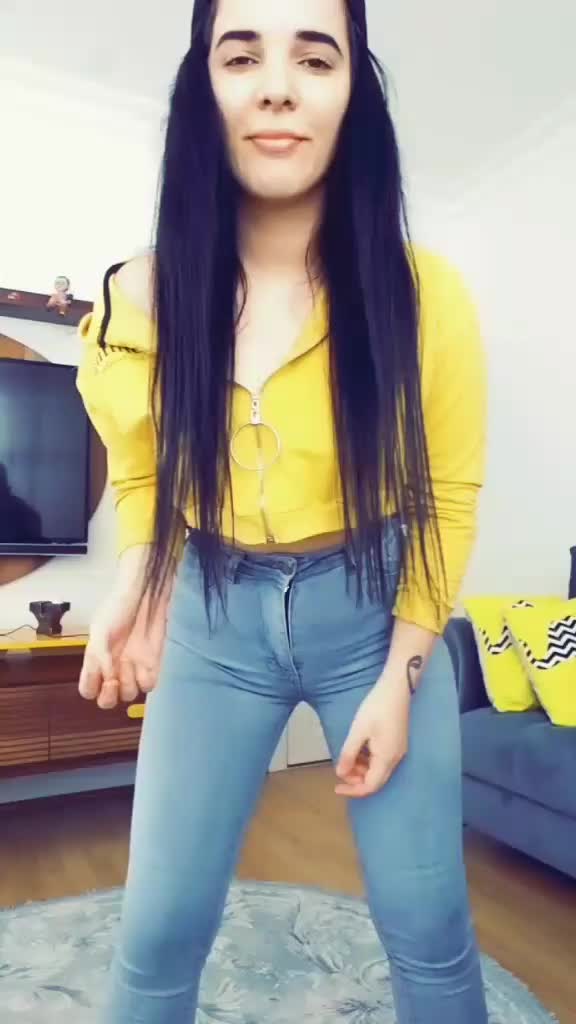 @TOTAL TIGHT JEANS