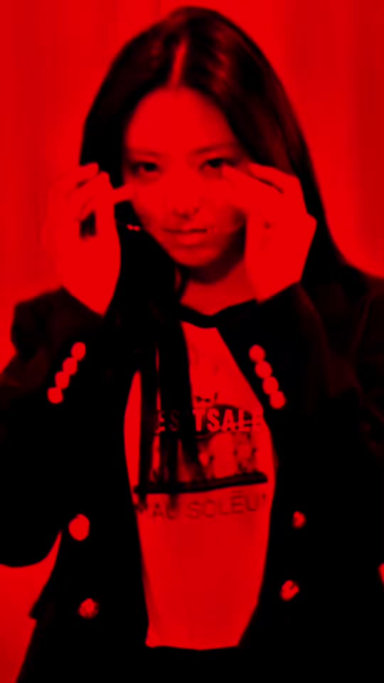 @𝐊𝐢𝐦 𝐙𝐨𝐞