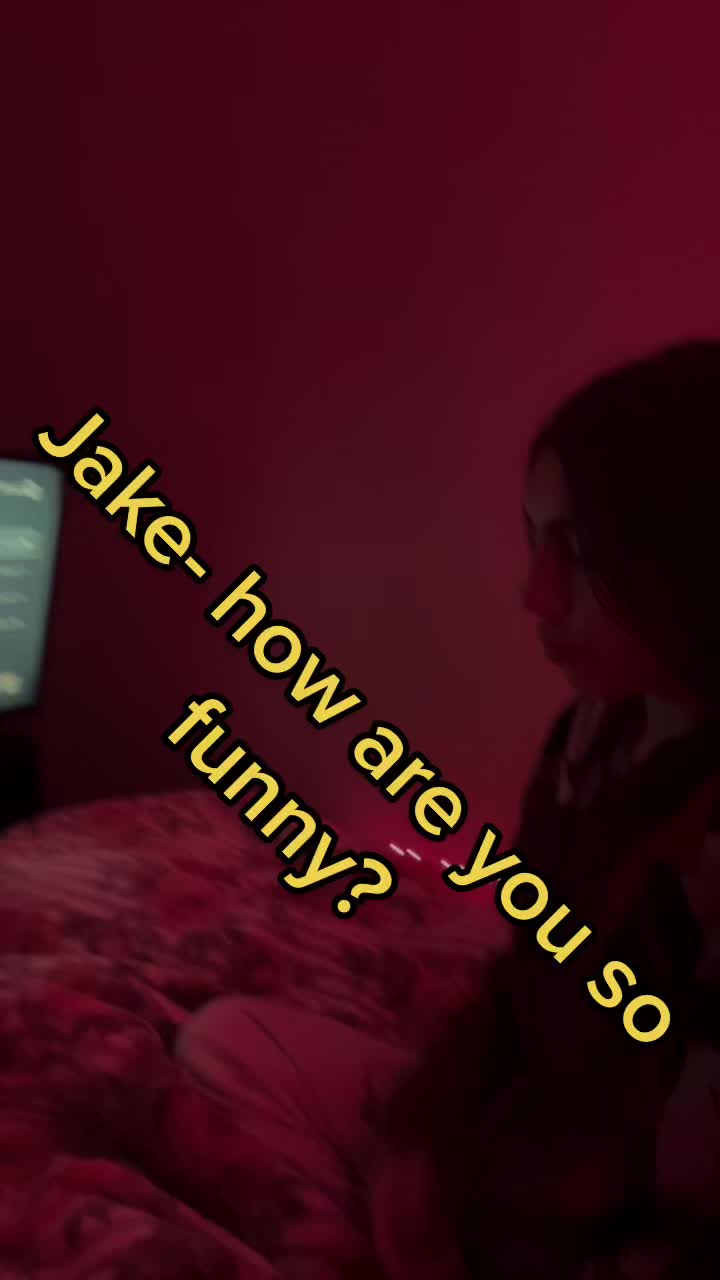 @<3 :}