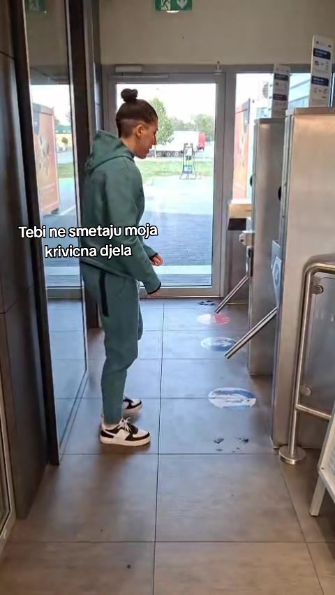 @Natasha
