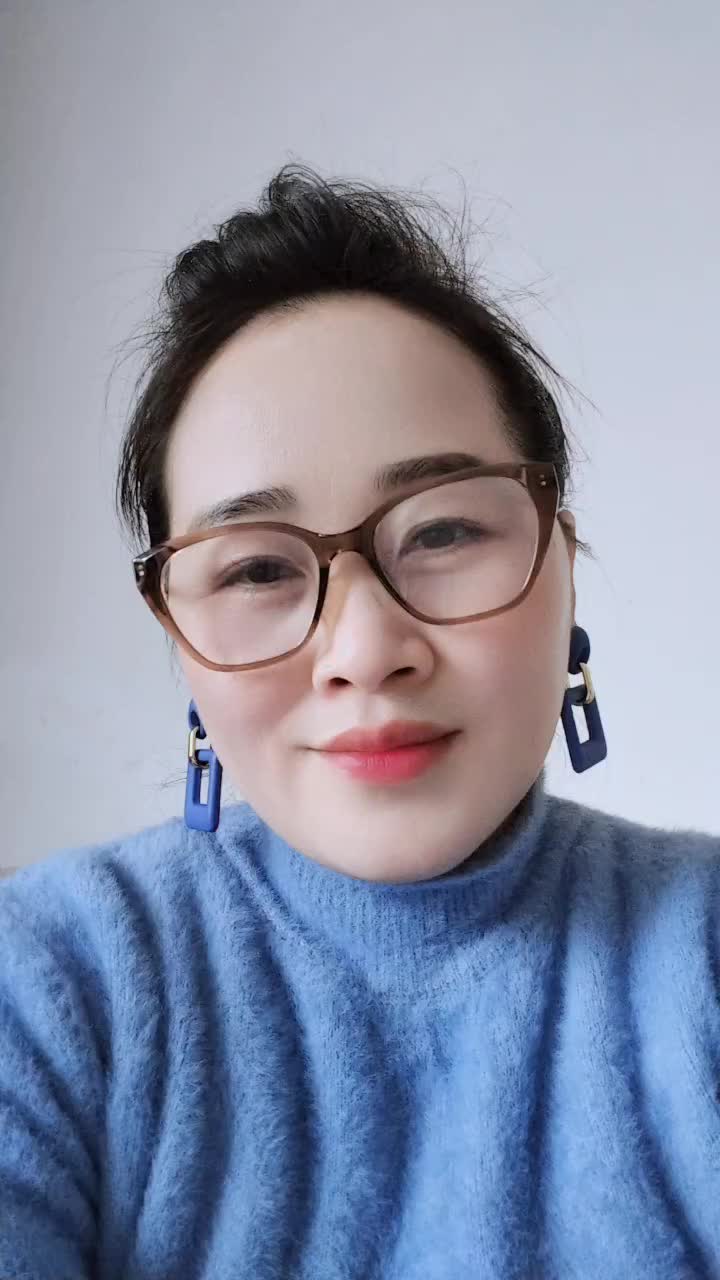 @V&igrave; Thị Ly