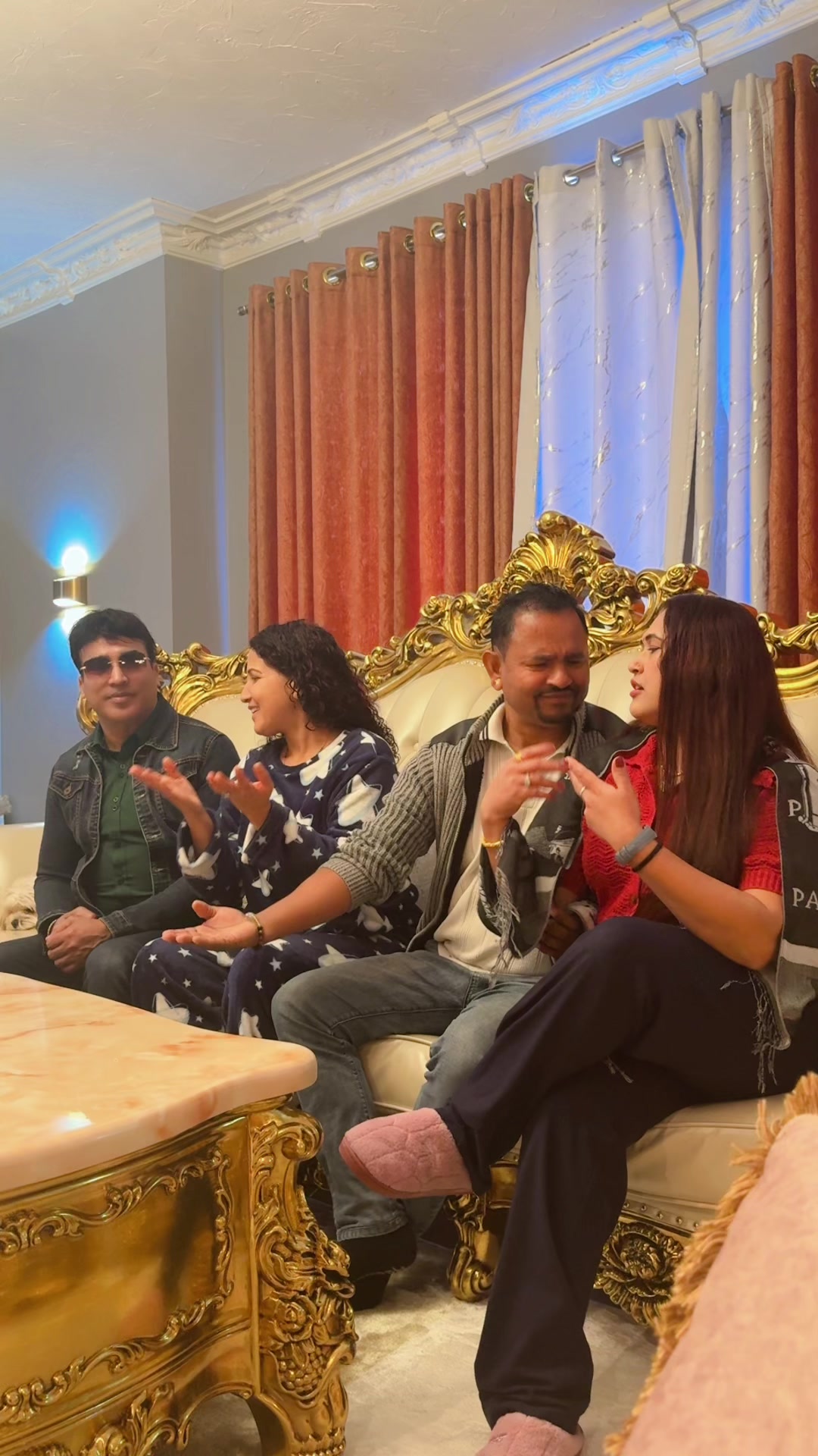@Sanu Adhikari ❤️🙏👩‍❤️‍💋‍👩