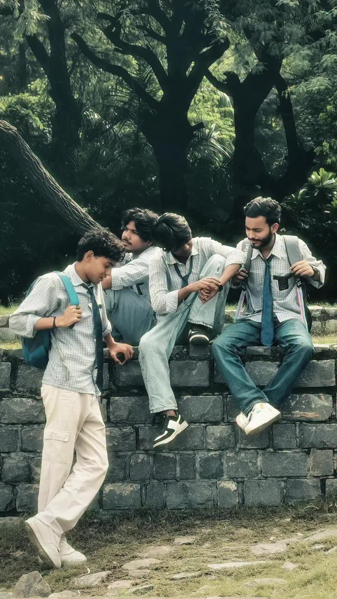 @Filmy Yaarana