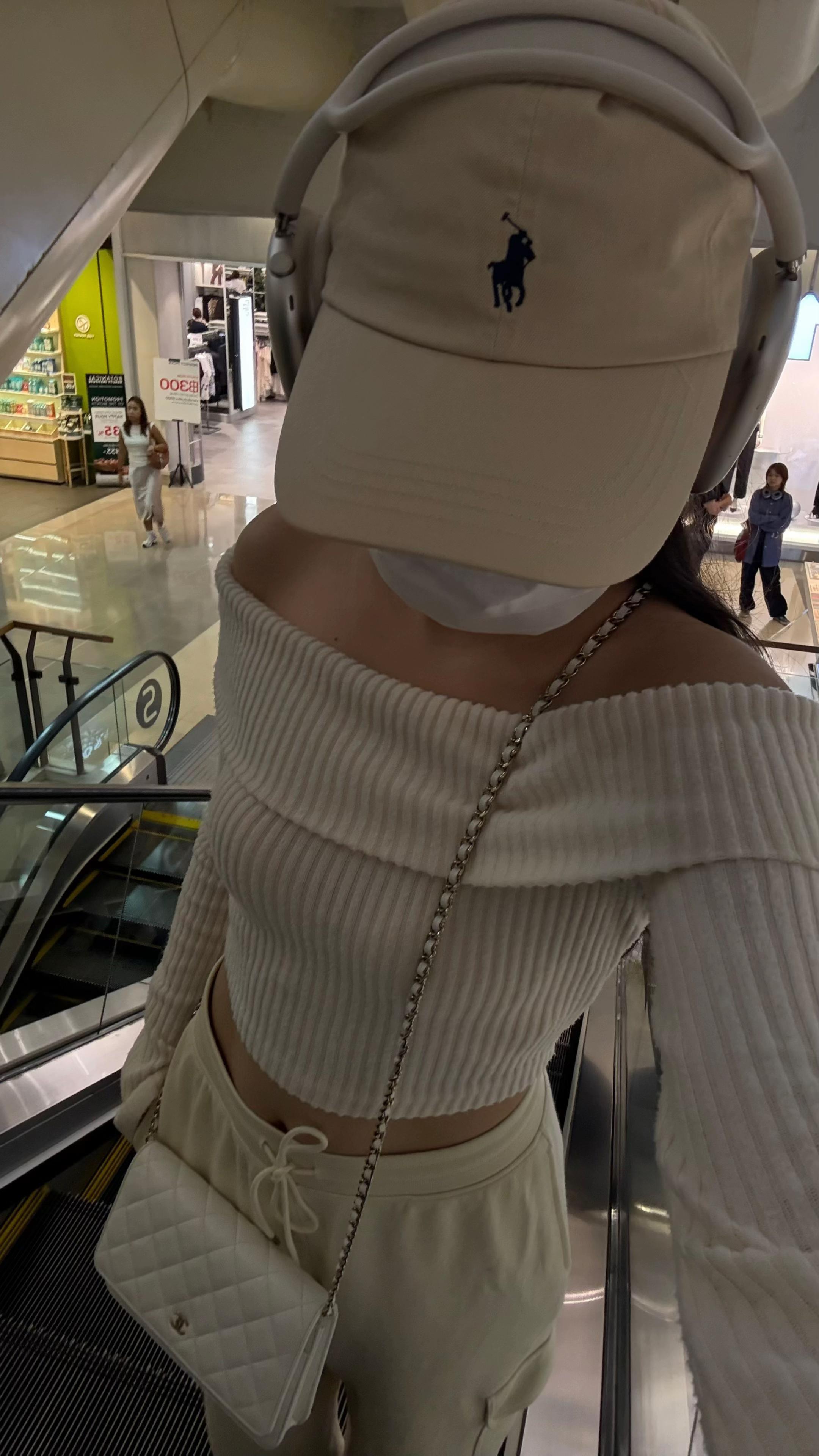 @Arisosoo