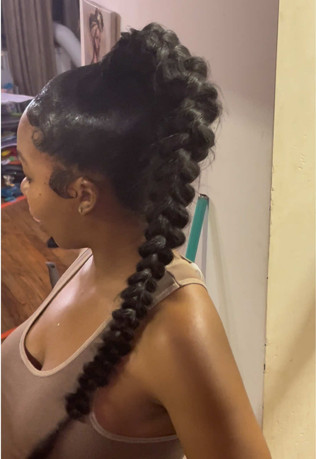 @YurianaStyles