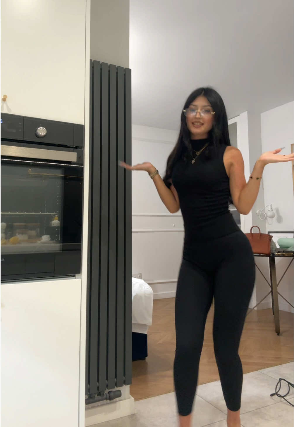 @𝑛𝑛𝑒𝑙𝑙𝑦𝑒𝑧𝑧 ♱