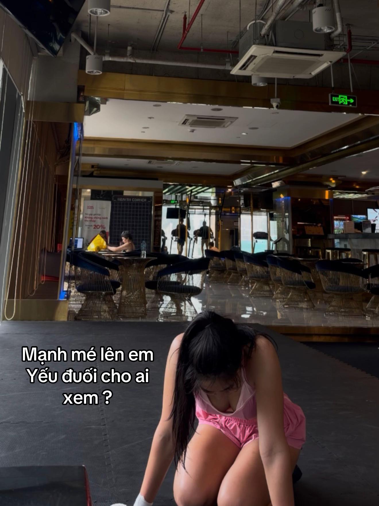 @✨ Em p&eacute; đao 🤡 ✨