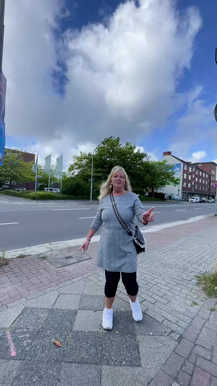 @Ellen &uuml;50