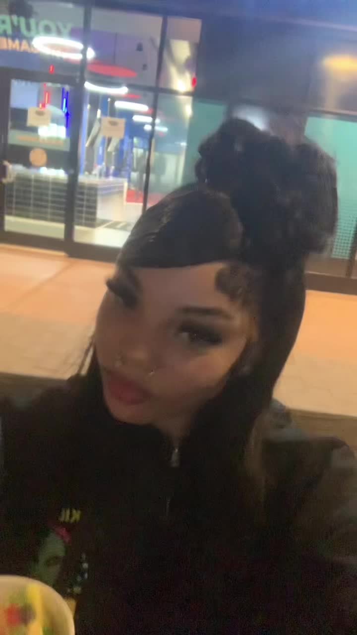 @kamaria