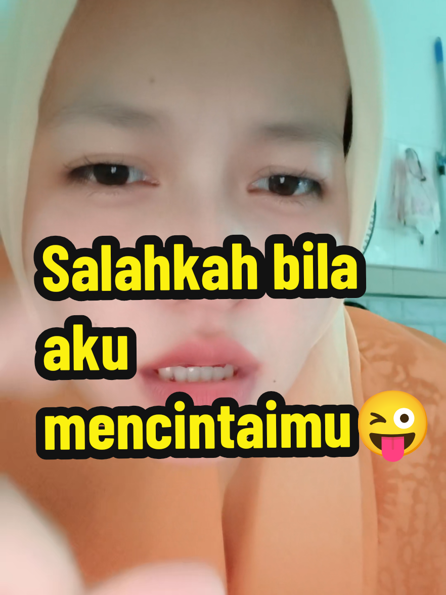 @Anggi-agustinaaa__