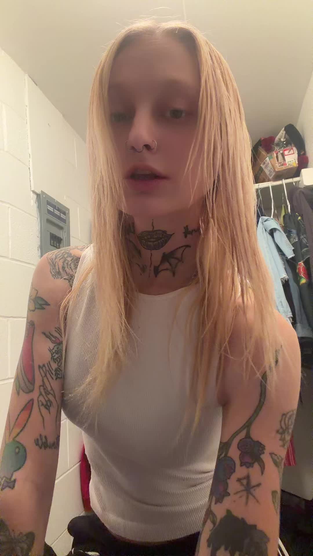 @Gab
