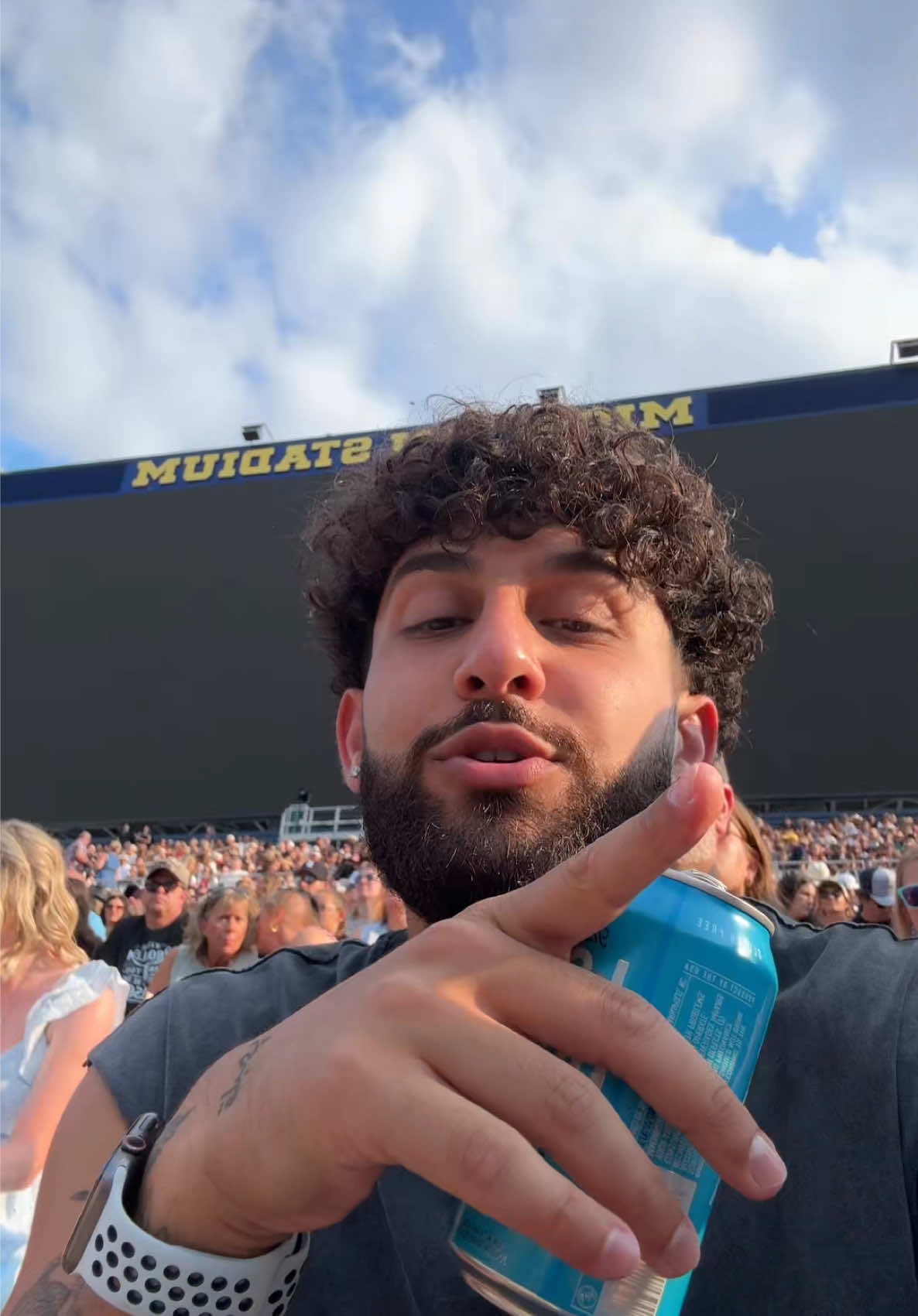 @Jj🧊