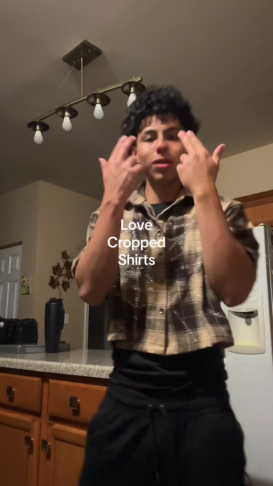 @✶