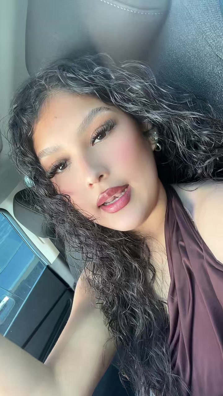 @Nayeli