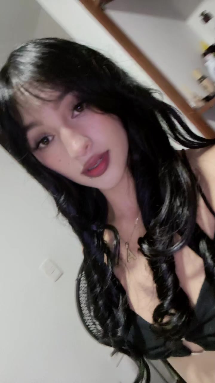 @Adriana caballero