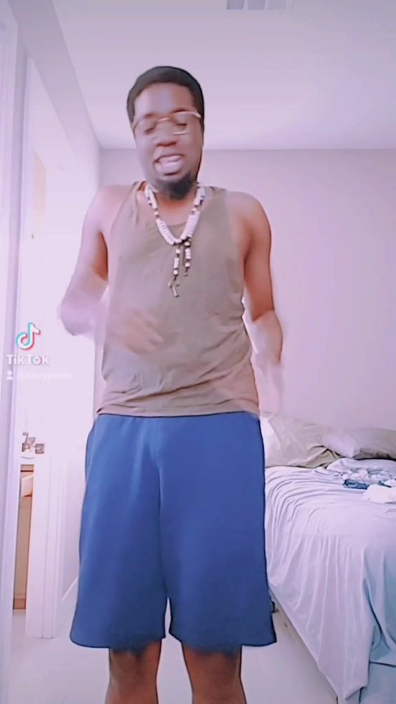 @Boz&eacute;