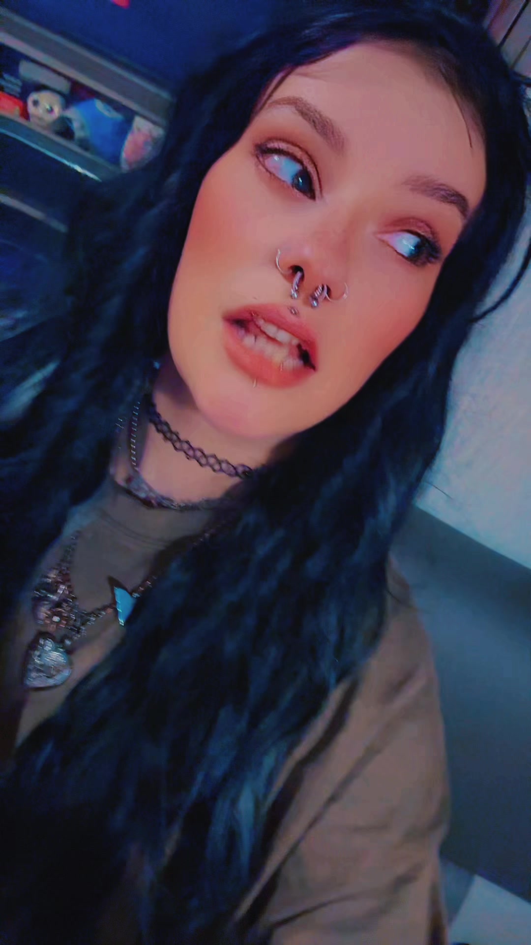 @Iminsanitylifeisthemadhouse🫀