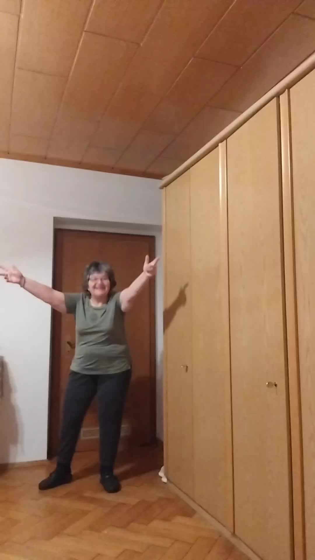 @Marika Marika