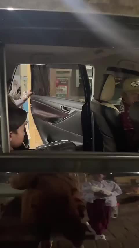 @VietryAstriana