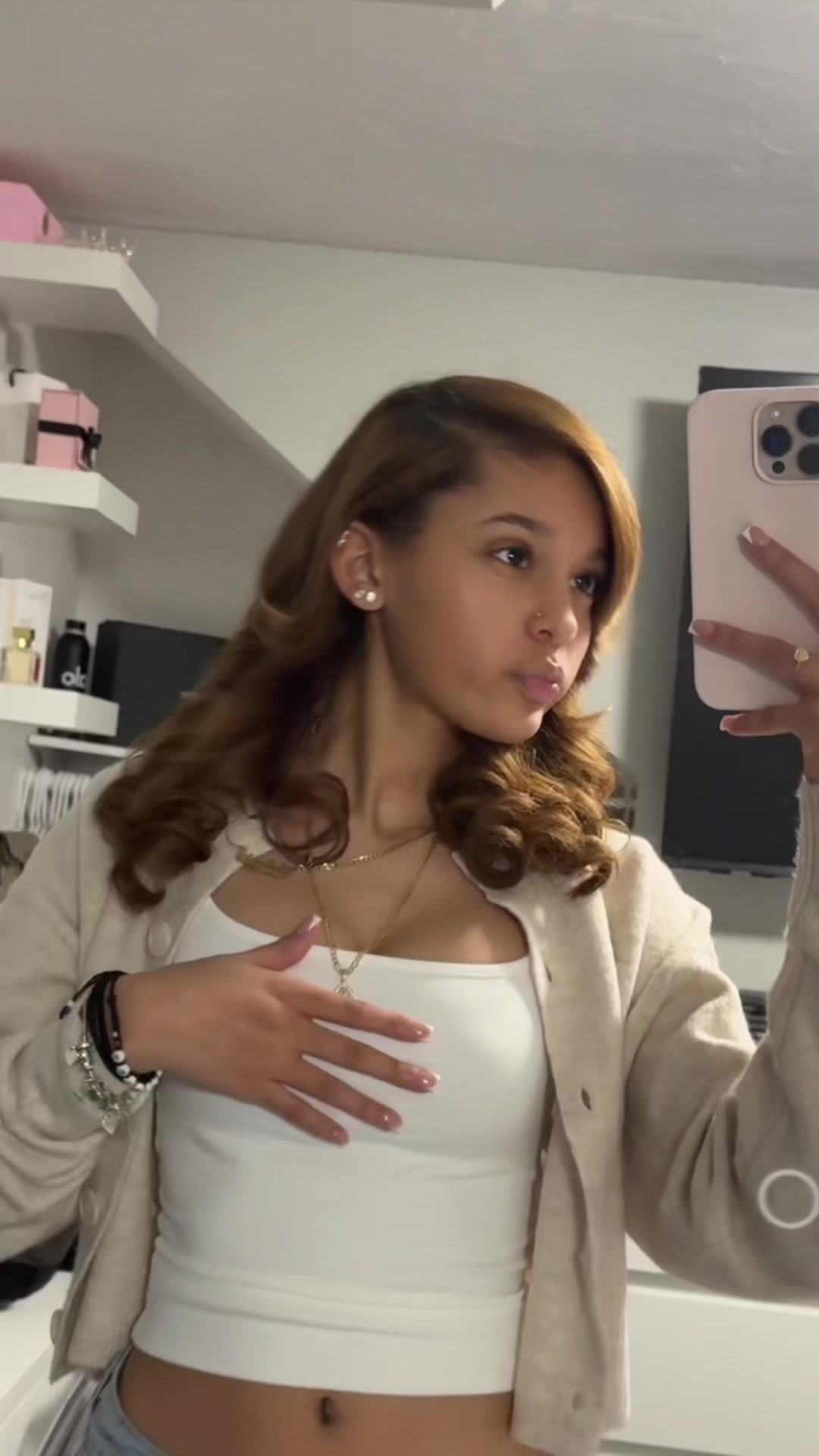 @valanie