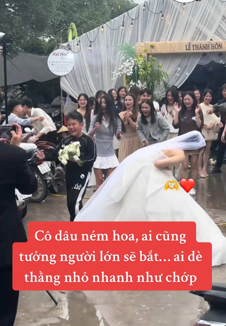 @Ph&oacute;ng sự cưới 1993