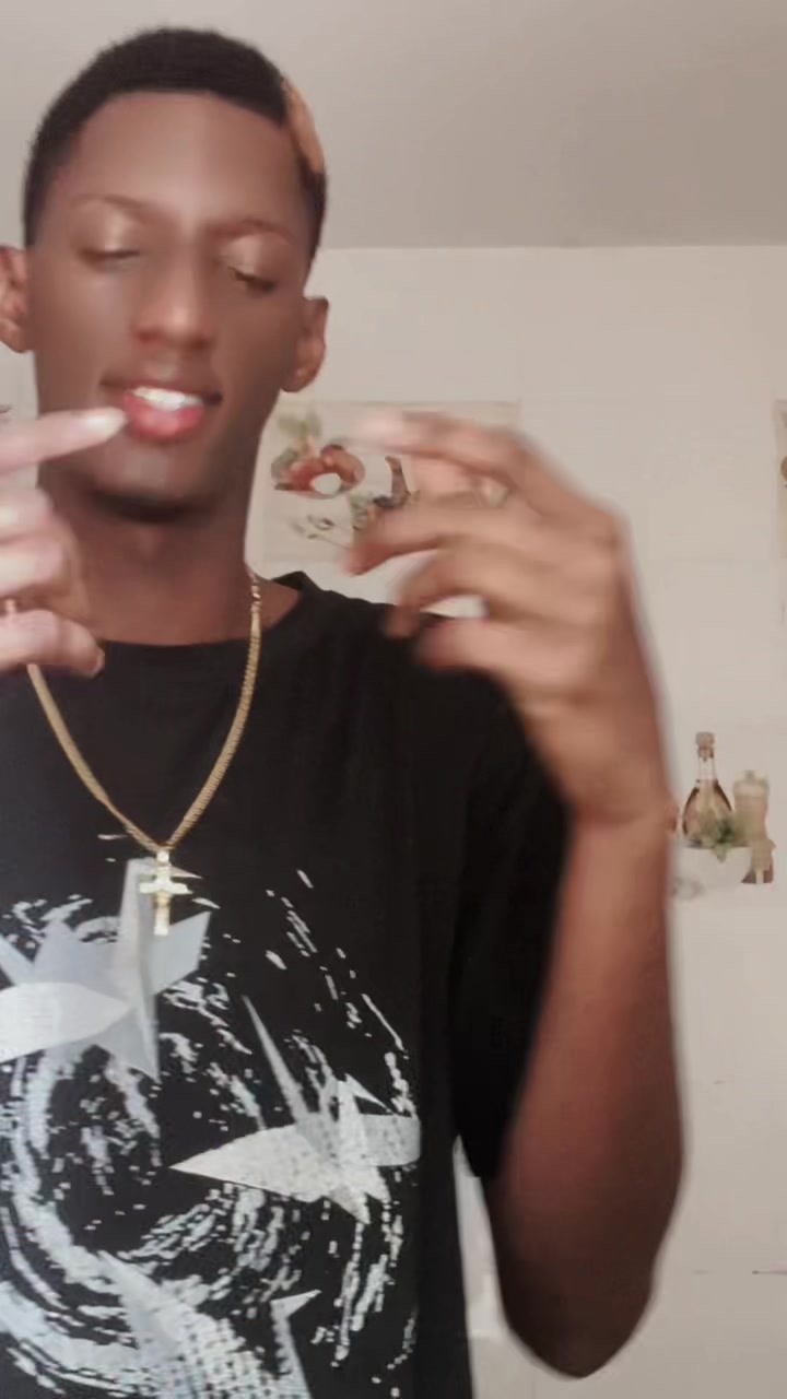 @🏀Leon 🥰