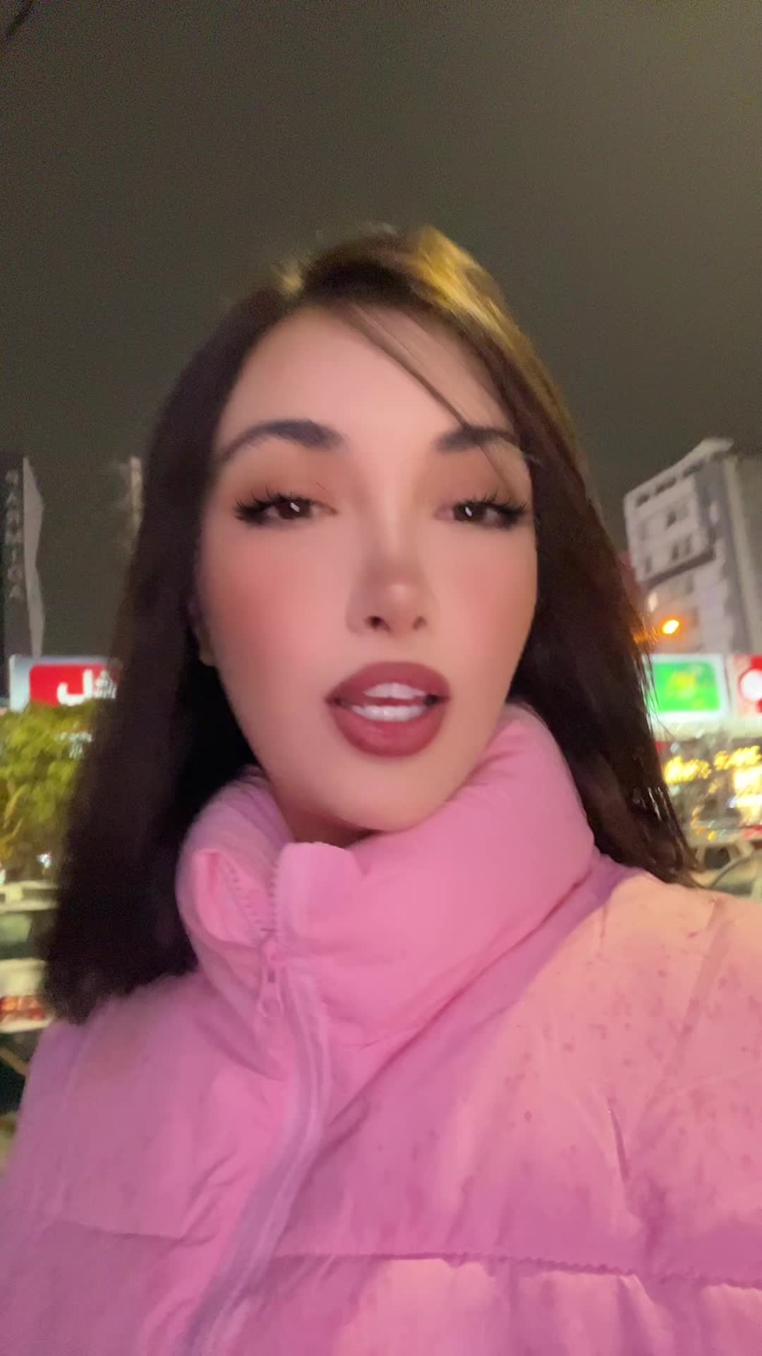 @Mehrsa