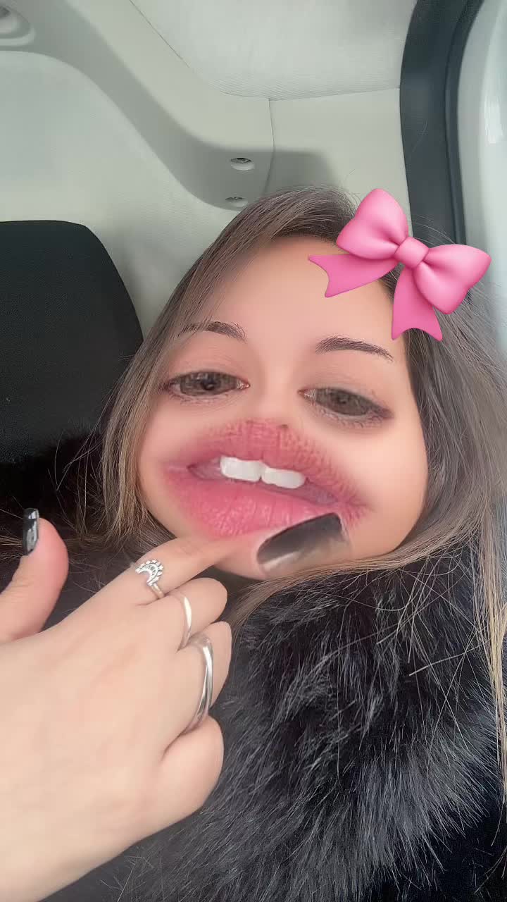 @Erika_marotta🎤