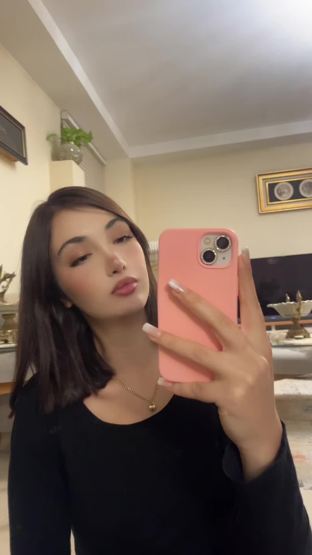 @Mehrsa