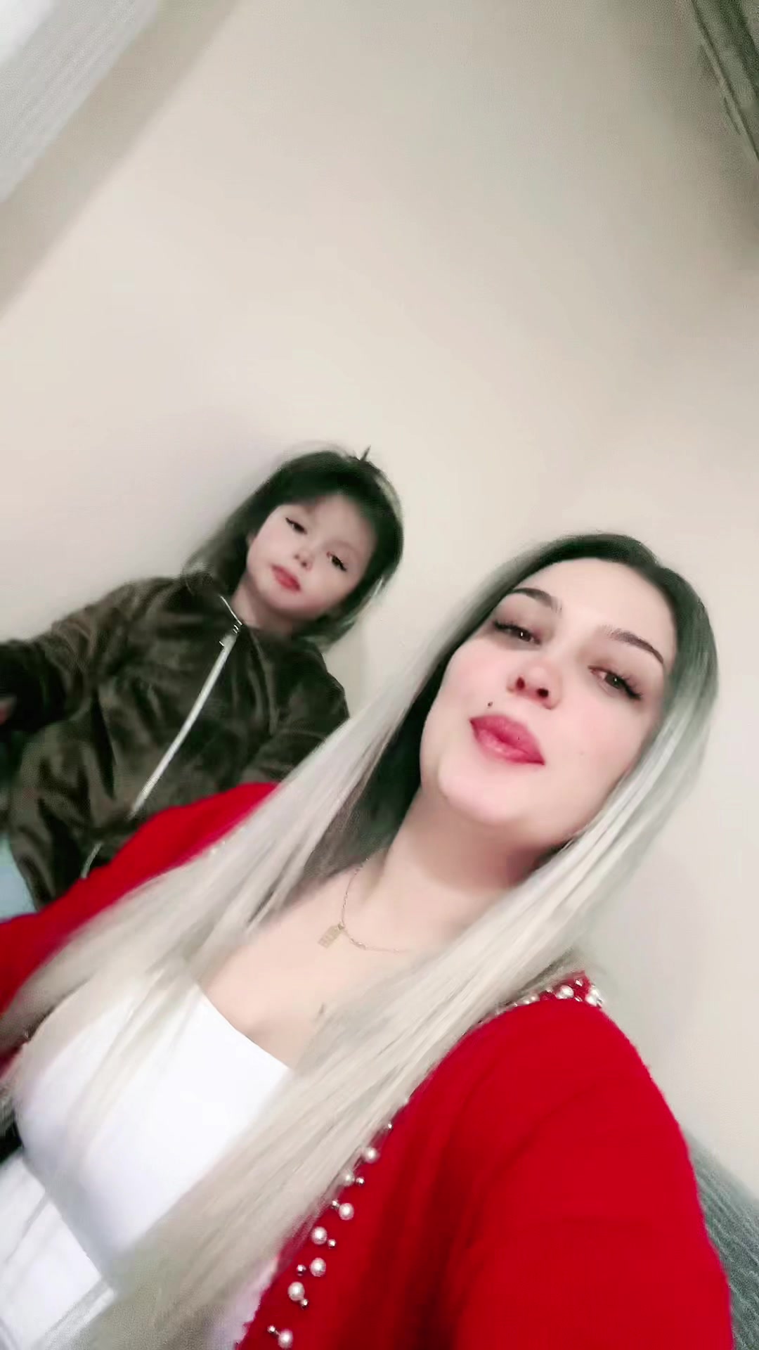 @🦋Eslina Alparslan👑