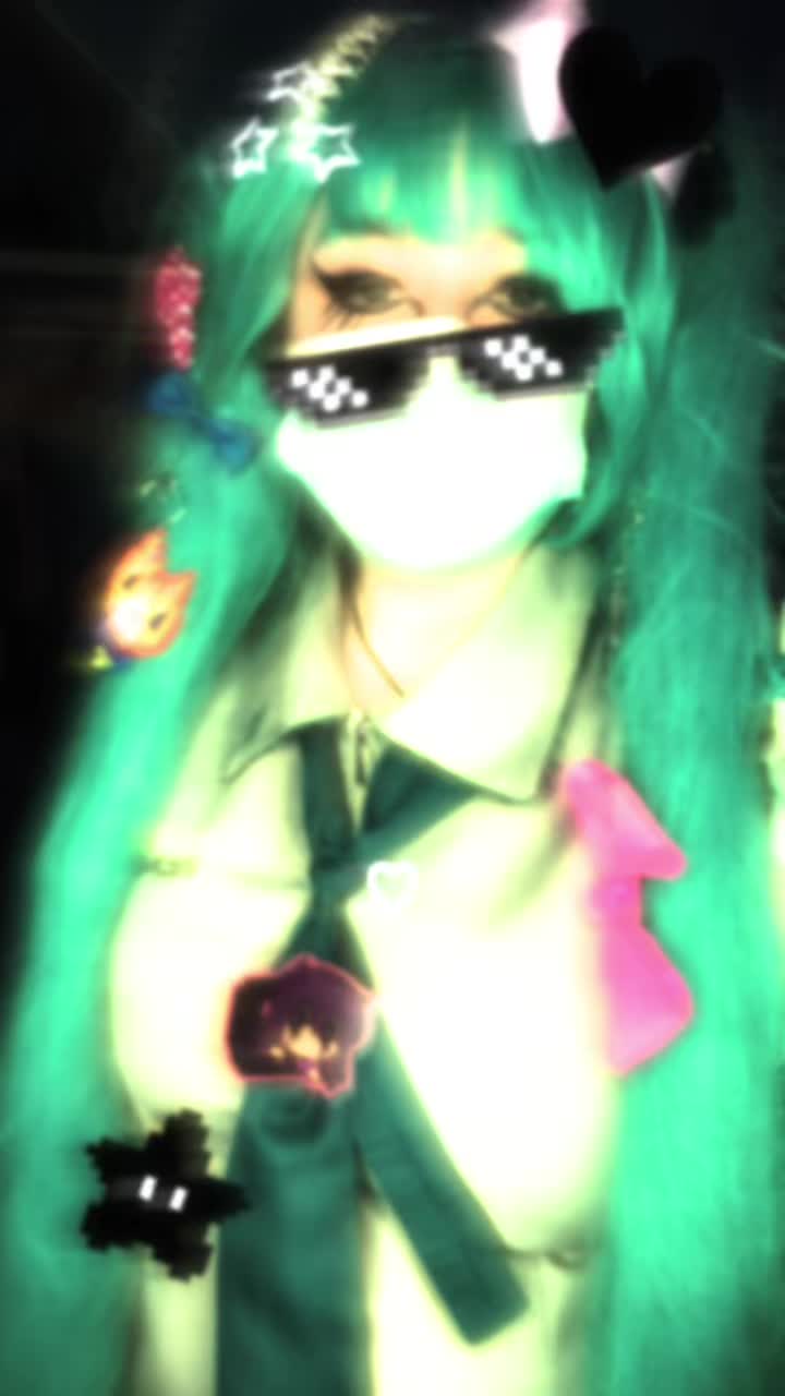 @ghostly_cosplaz