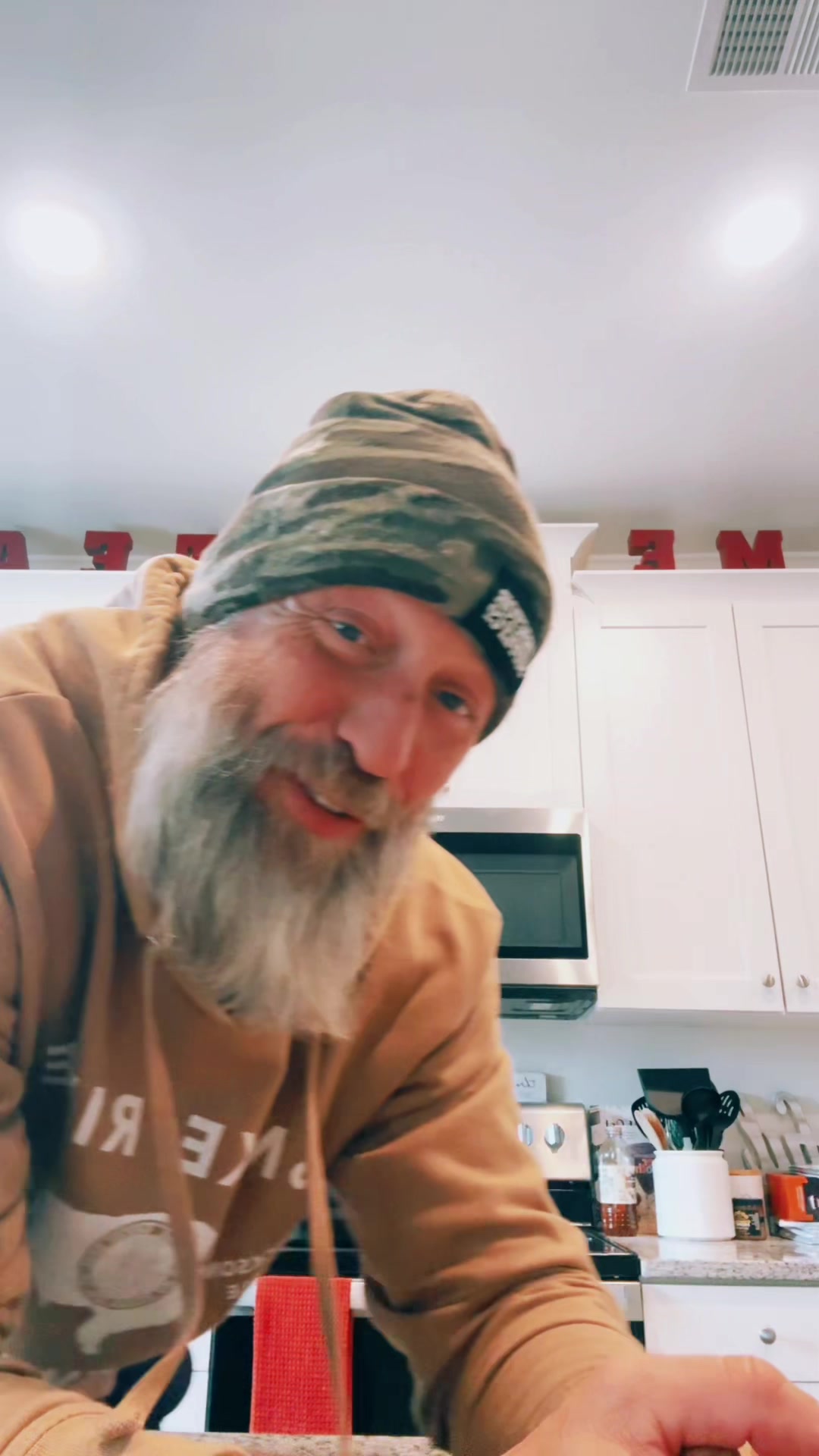 @bearded_bee