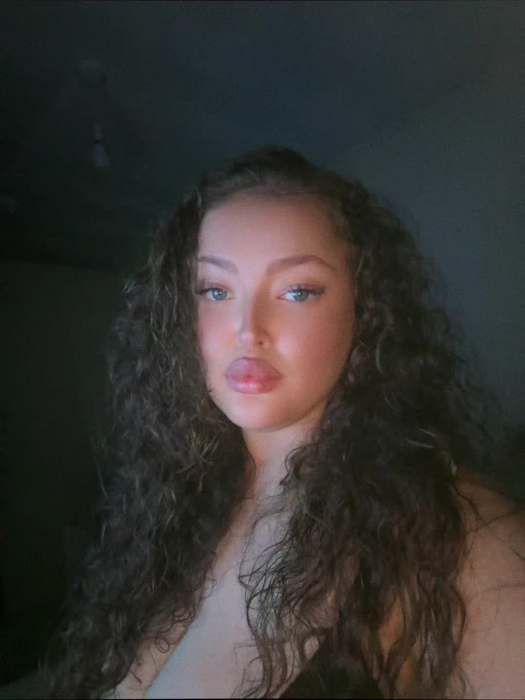@KiKi