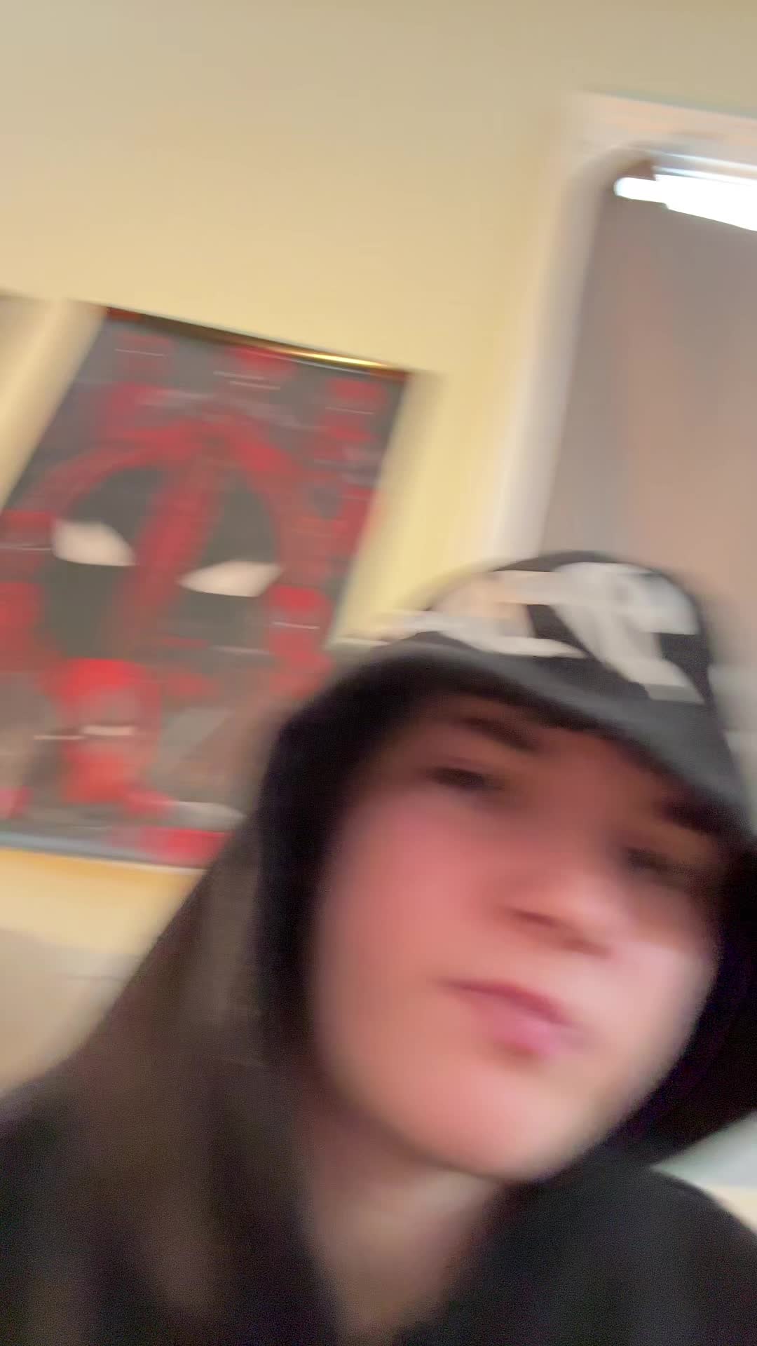 @Cr4ZyA1iEn