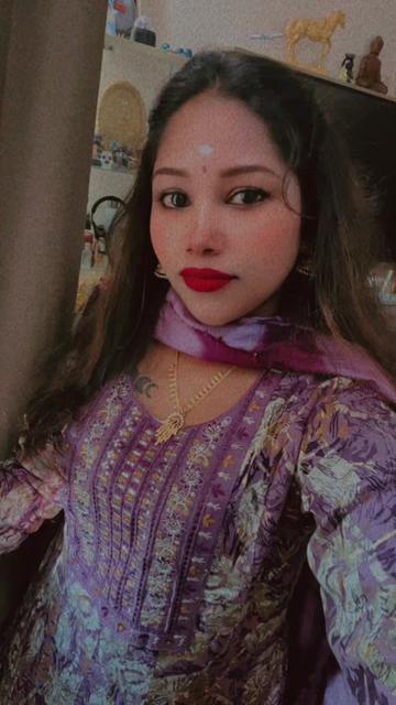 @A R I 💙🖇️🌙