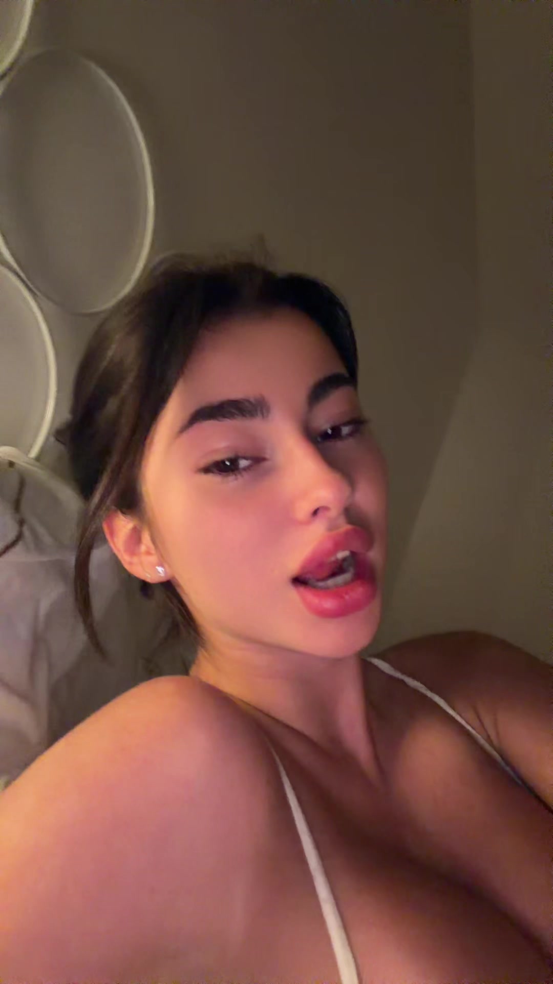 @Katee_v_