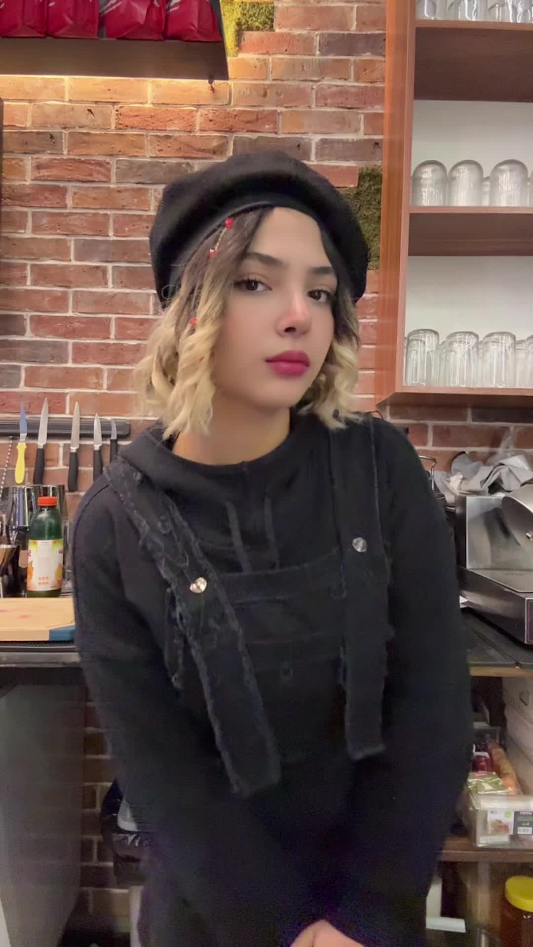 @thnasti_