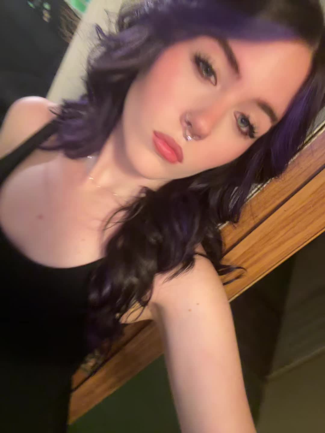 @g