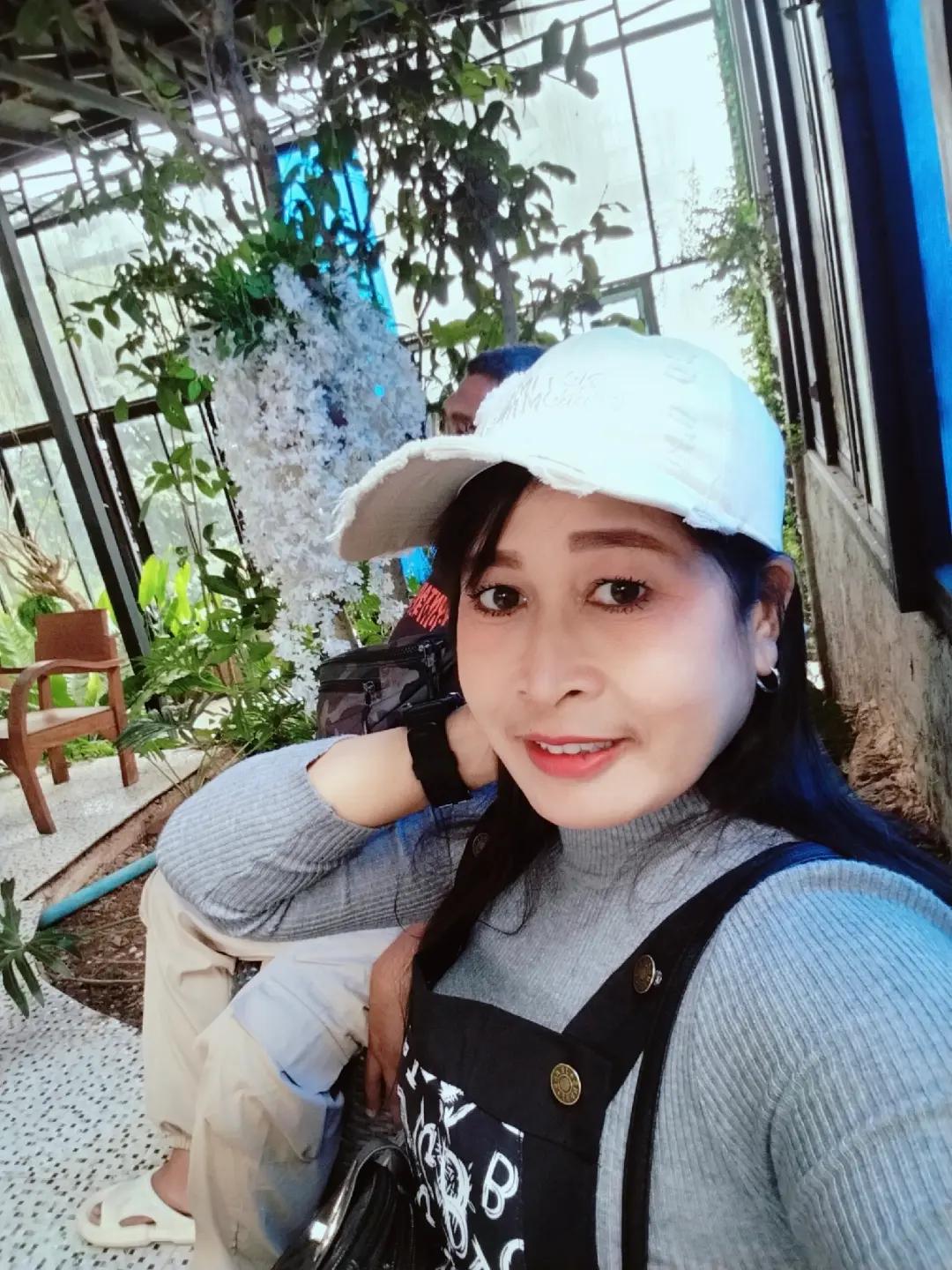 @นัท  นัทชา