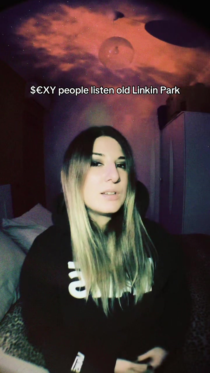 @Ally 🖤